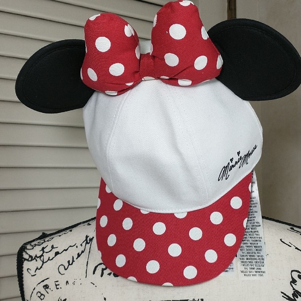 NWT Disney Minnie Mouse Ear Baseball Cap - Red & White, Adult One Fits All